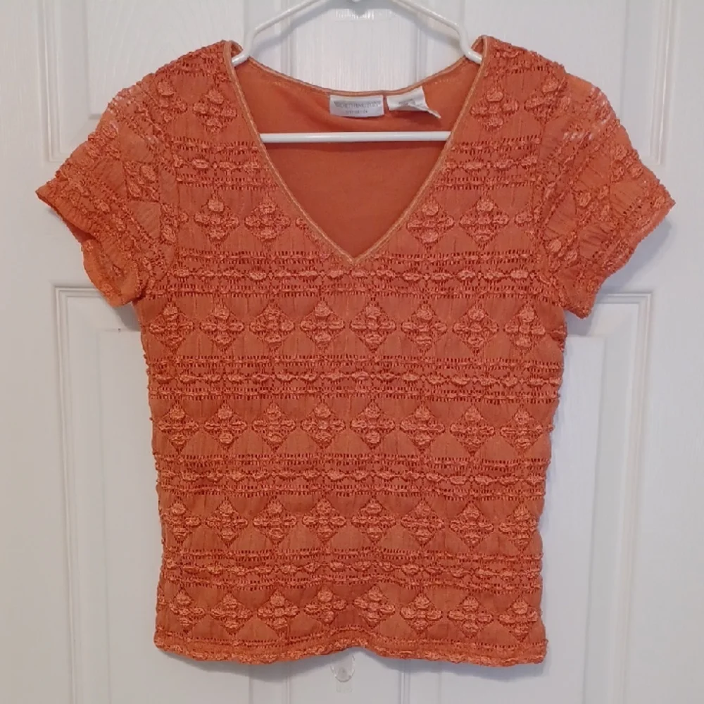 Worthington Sz M, puckered, feminine, Coral Short Sleeve Tee